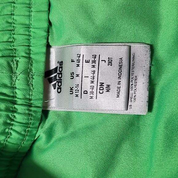 Lightweight Adidas Running Shorts Size Med - Picture 6 of 7